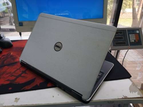 LIMITED EDITION**ULTRABOOK**DELL LATITUDE E7240*i5-4210U*6GB RAM*256GB SSD*BACKLIT KEYBOARD*
